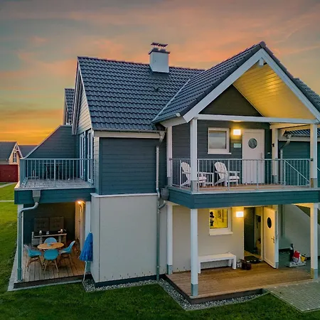 Kuestenkojen Blaue Lagune - 1-5 Pers Mit 2 Schlafzimmern, Terrasse Und Sauna Appartamento Büsum